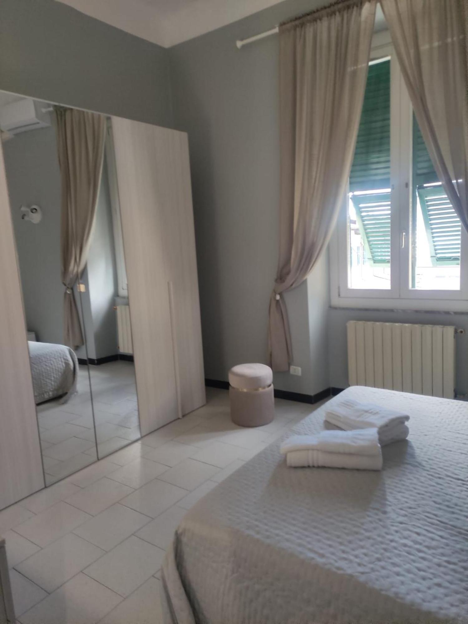 דירות לה ספציה Traveller House מראה חיצוני תמונה