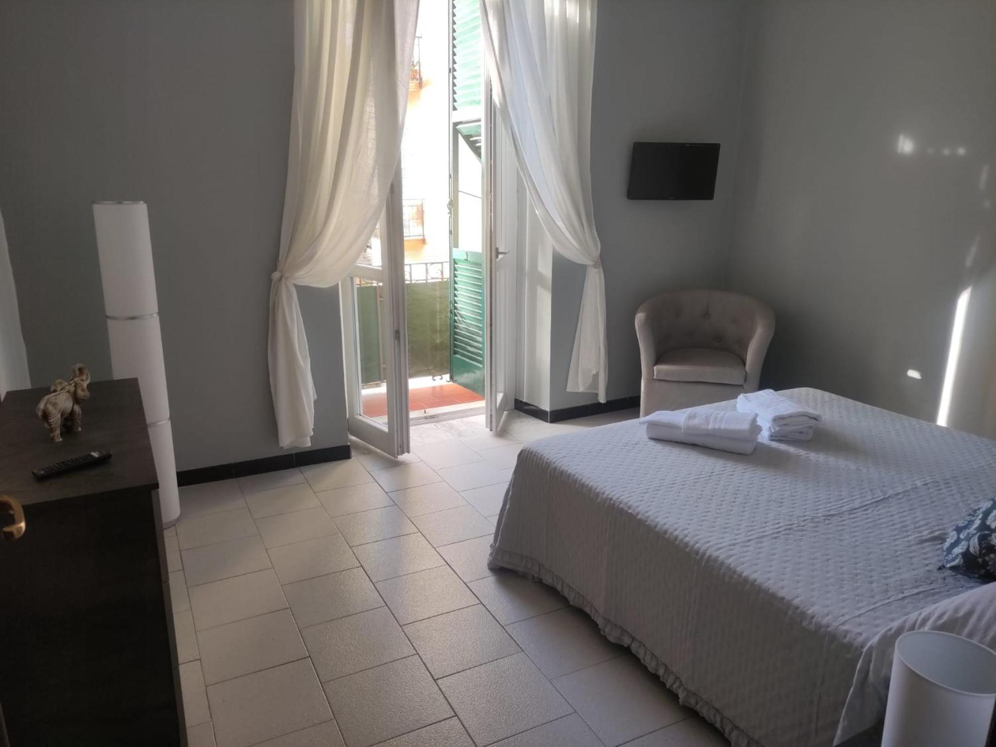 דירות לה ספציה Traveller House מראה חיצוני תמונה